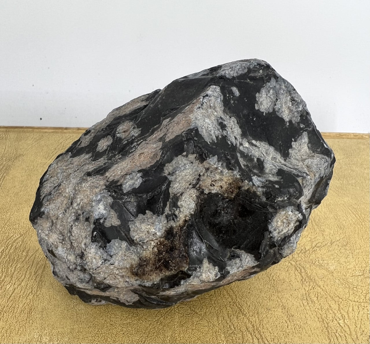 Snowflake Obsidian: The Balancing Gemstone